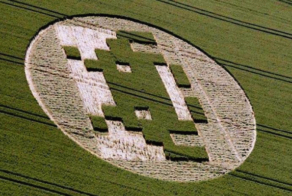 crop-circle-space-invader