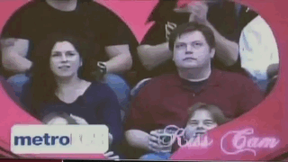 kiss-cam-beer