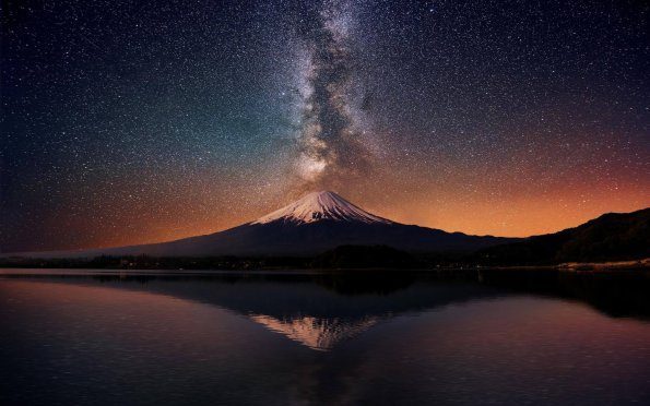 milky-way-over-mount-fuji