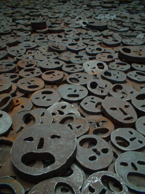 screaming-metal-faces