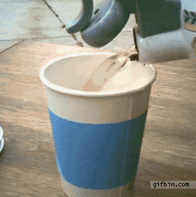 stupid-cup-vs-hot-tea