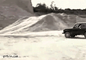 car-lada-niva-halfpipe
