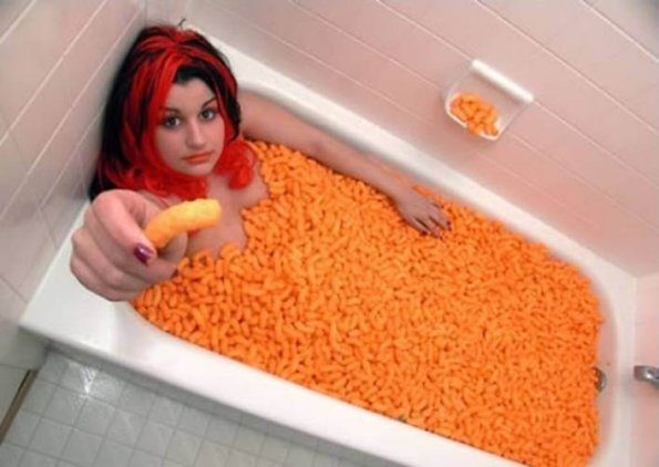 girl_cheese_puff_bath