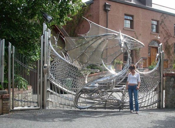 Dragon-gate-awesome